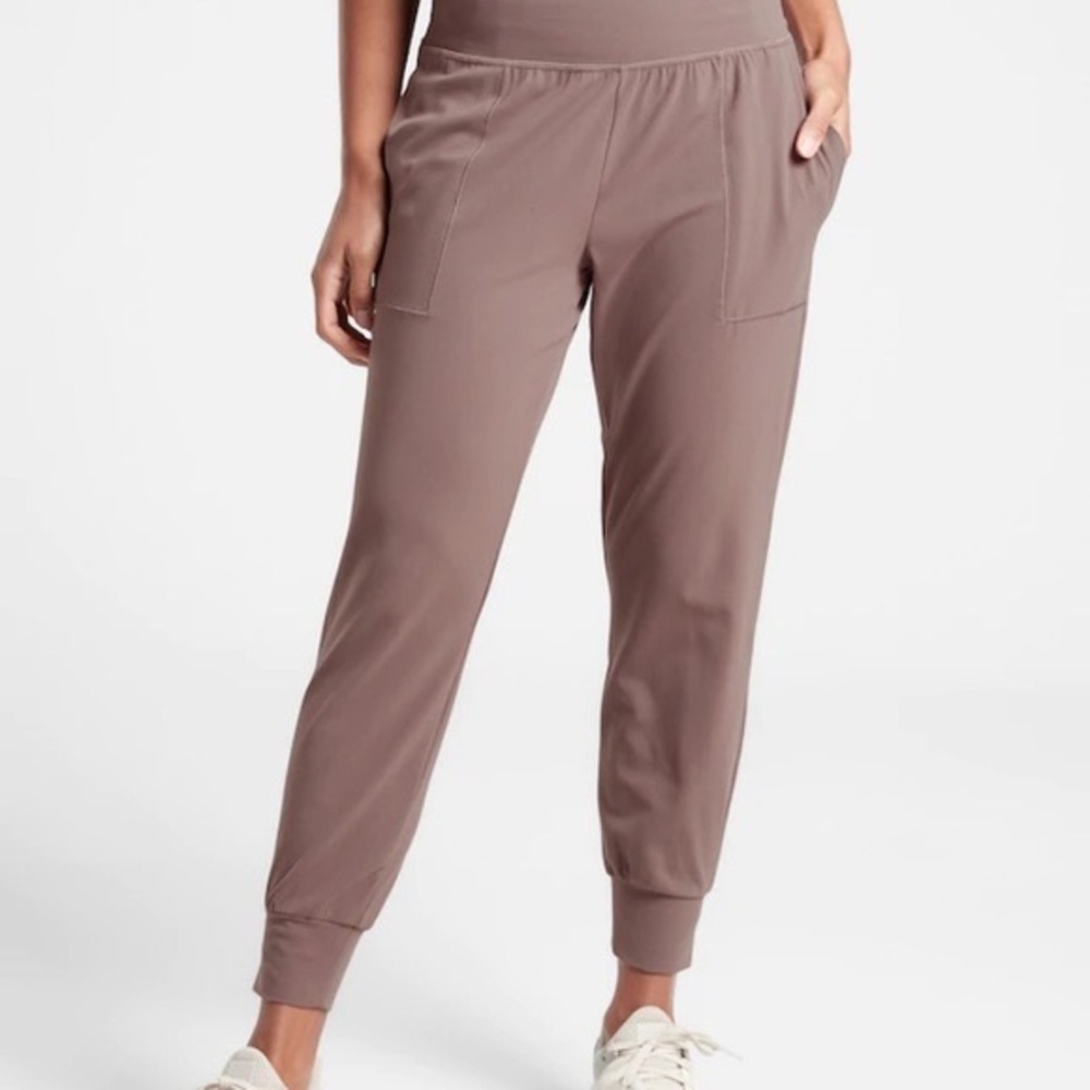 Athleta Salutation Joggers